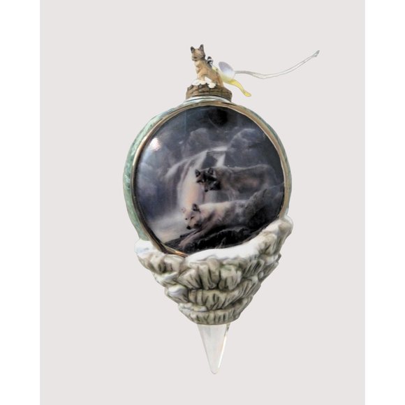 Call of the Wilderness Ornament Lonely Vigil by Kevin Daniel 2001 Bradford - Picture 1 of 5
